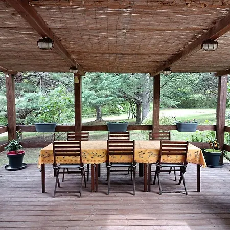 Couette-café Les Eaux Tranquilles Belvianes-et-Cavirac