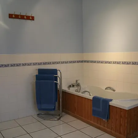 Couette-café Les Eaux Tranquilles 4*